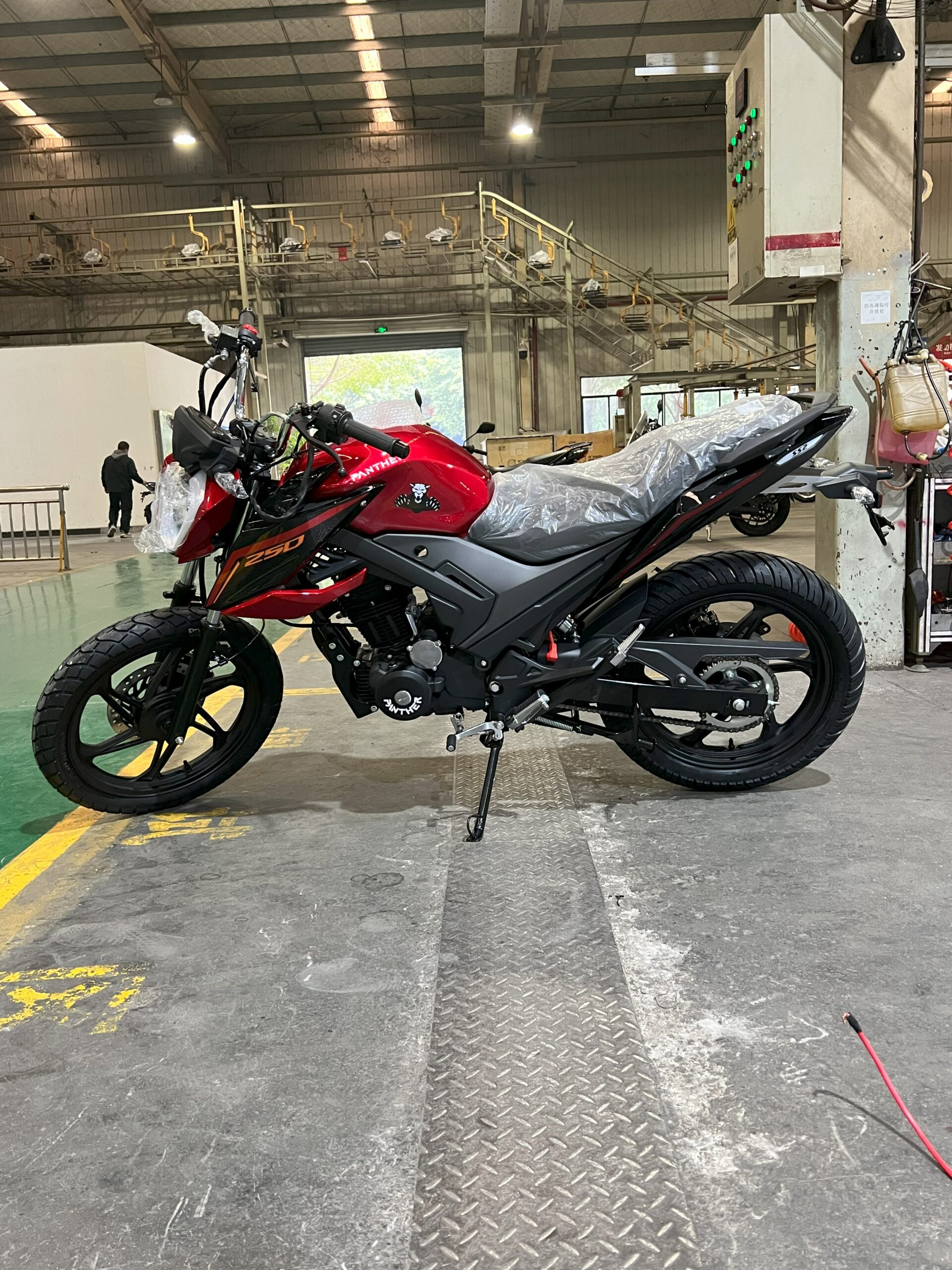 LF250-10E